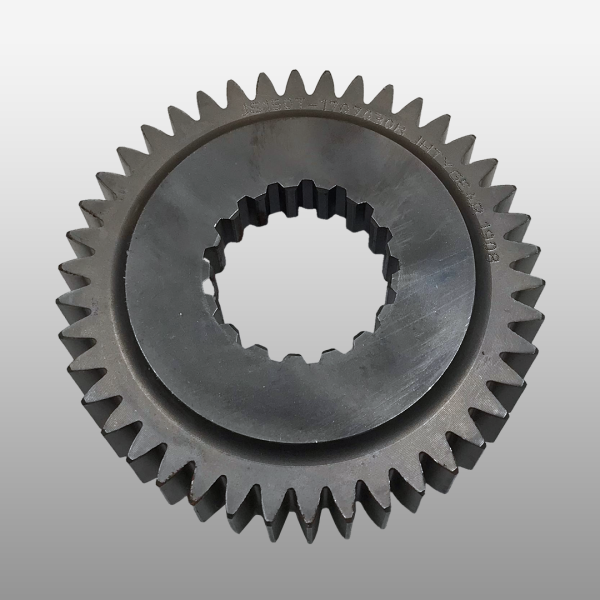 JS150T-1707030B - Шестерня ведущая демультипликатора на КПП