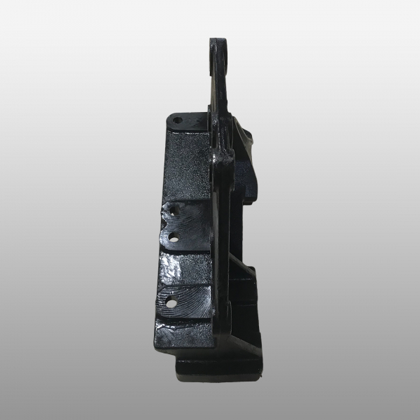 SZ970000870 - Кронштейн передний рессоры на Shacman (Shaanxi) X3000
