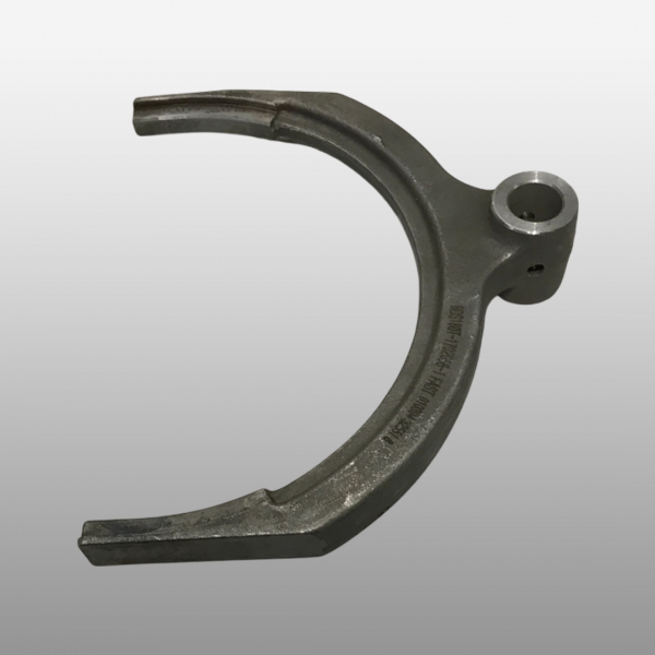 6DS180T-17020561 - Вилка переключения 1-2 передачи КПП на Yutong, Higer