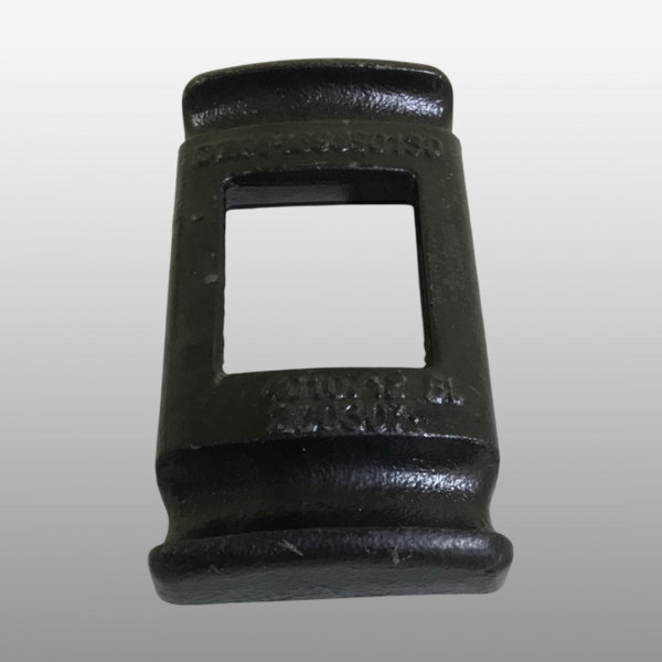 DZ96189690130 - Накладка (башмак под стремянкой) рессоры на Shacman (Shaanxi) Х6000