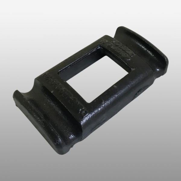 DZ96189690130 - Накладка (башмак под стремянкой) рессоры на Shacman (Shaanxi) Х6000