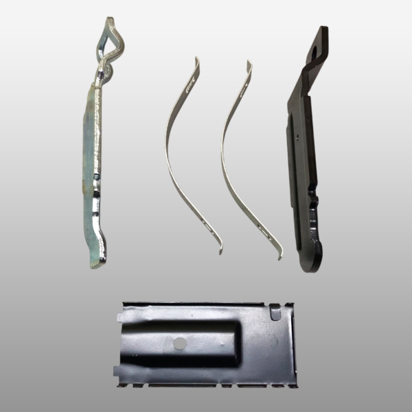 RP3501QA225040XLB1 - Комплект колодок 2 шт. задние (колодки HLP3502B1-1300 с прижимной пластиной и датчиком) на Foton Auman 4189