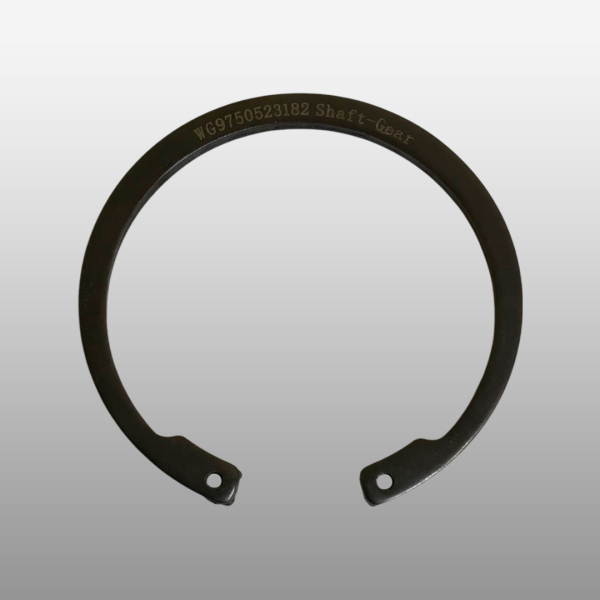 WG9750523182 - Кольцо стопорное для V-тяги на Sitrak C7H Max