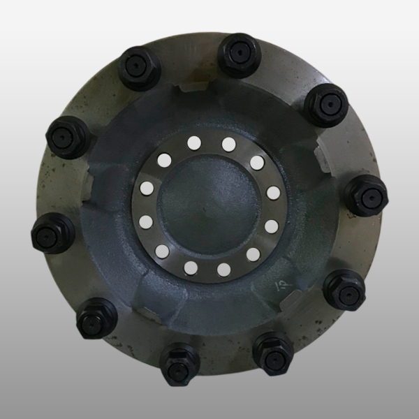 AZ400741710888 - Фланец передней ступицы с колесными шпильками на Sitrak C7H