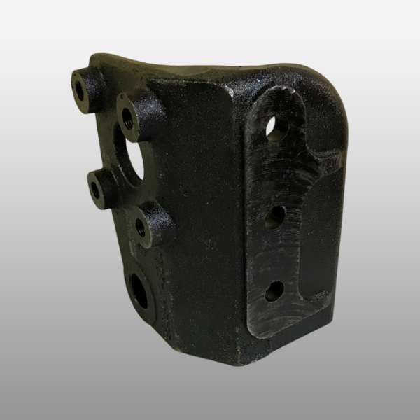 2902441-2000/E - Кронштейн передней рессоры левый на Faw J7